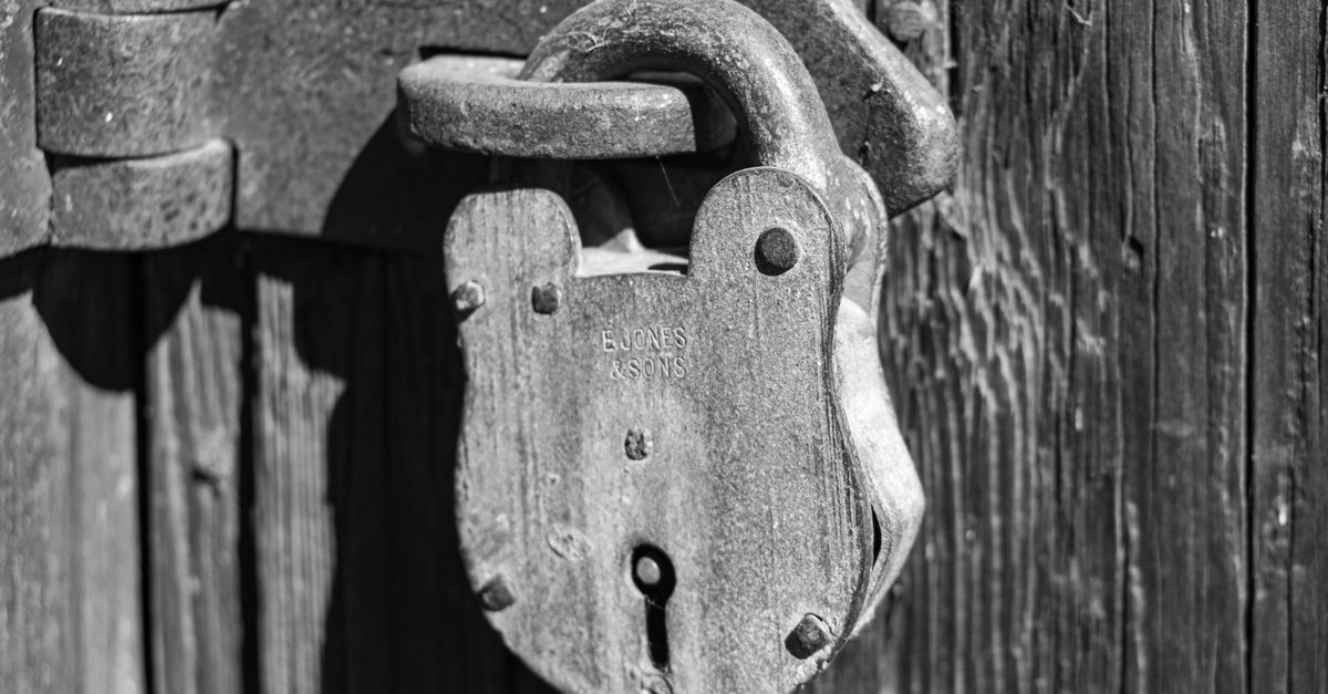 5 Signs Your Mortise Lock Needs Repair (Not Replacement) — Pro Melville Locksmiths